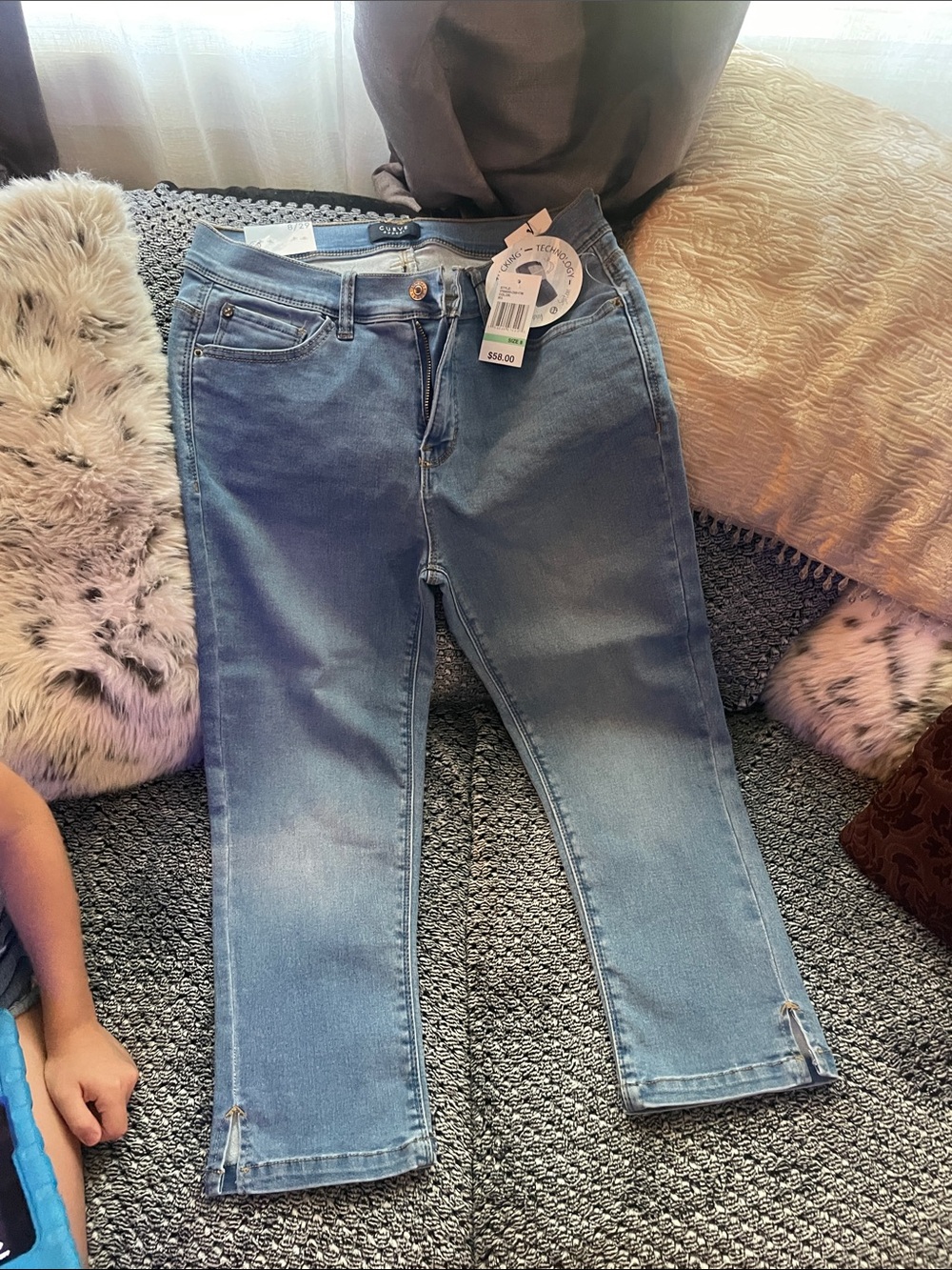 Women’s Light Blue Straight-Leg Jean capris